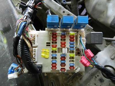 Коробка предохранителей NISSAN ALMERA N16 2004г.в - 24350 5M310.JPG